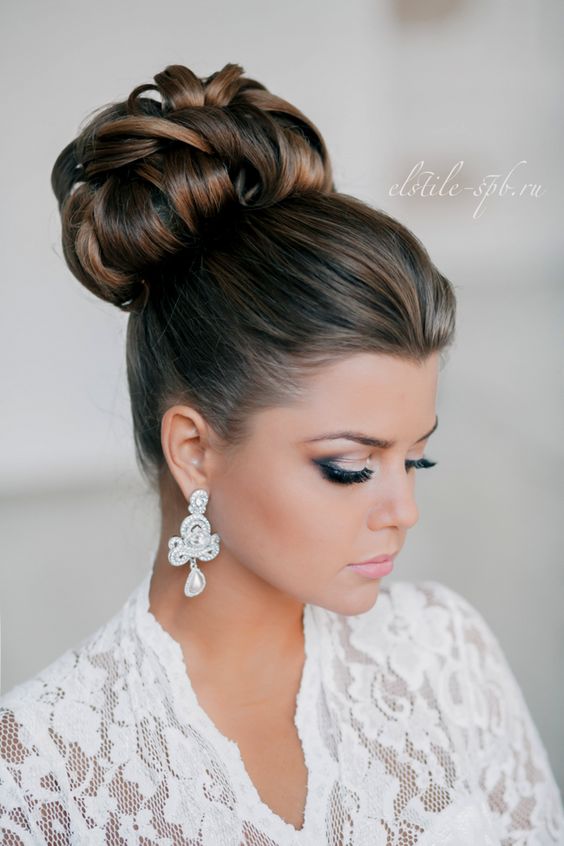 Top Knot wedding hairstyle