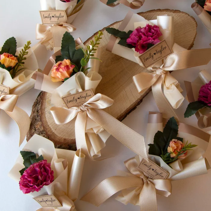 Magnetic Bouquet Magnet Favors as wedding favors